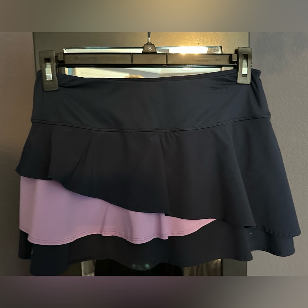 Bolle tennis skirt (m) navy & lilac